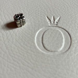 Pandora Gift Charm